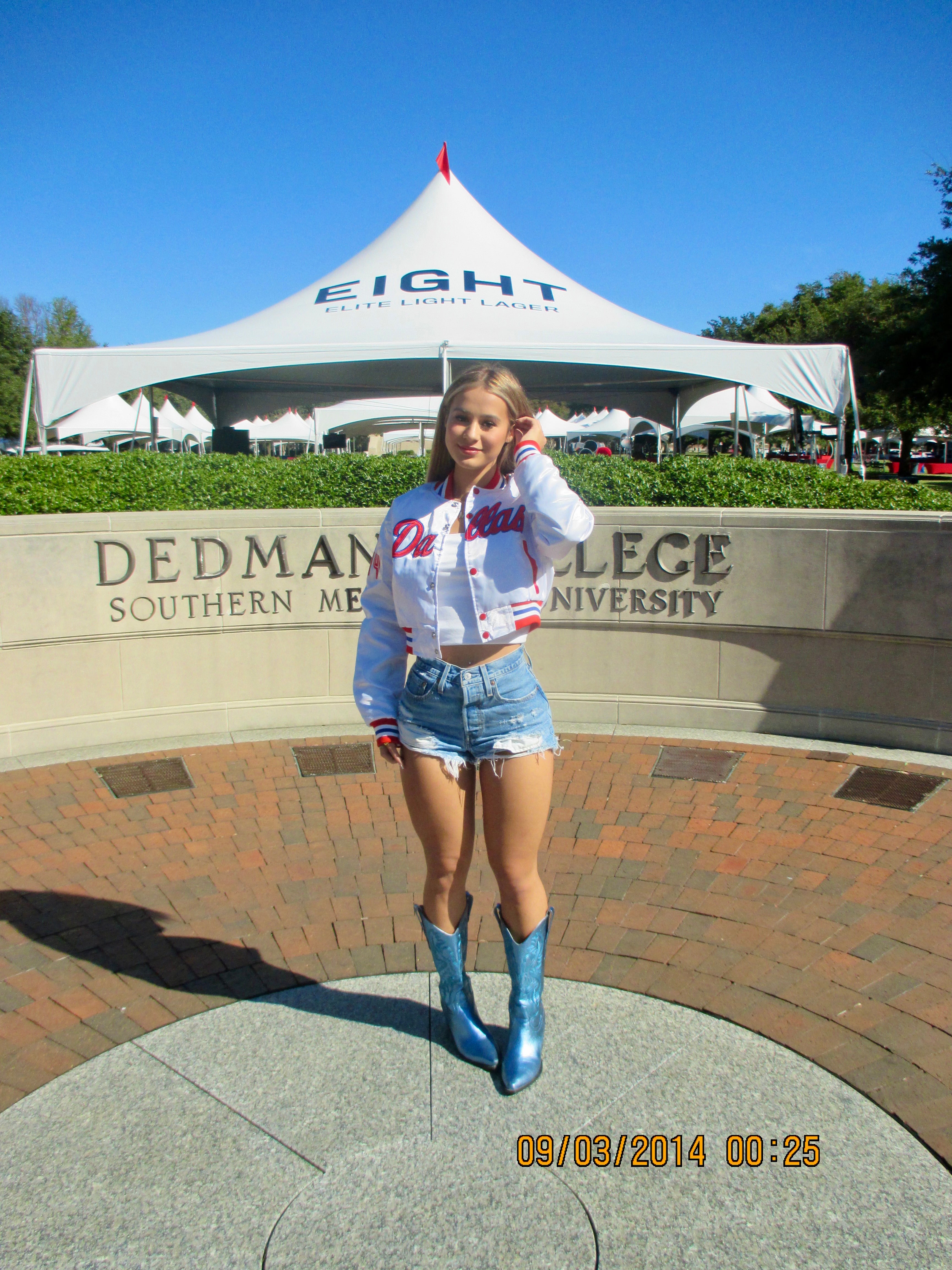 SMU/YK1K WOMENS SATIN CROPPED VARSITY JACKET WHITE