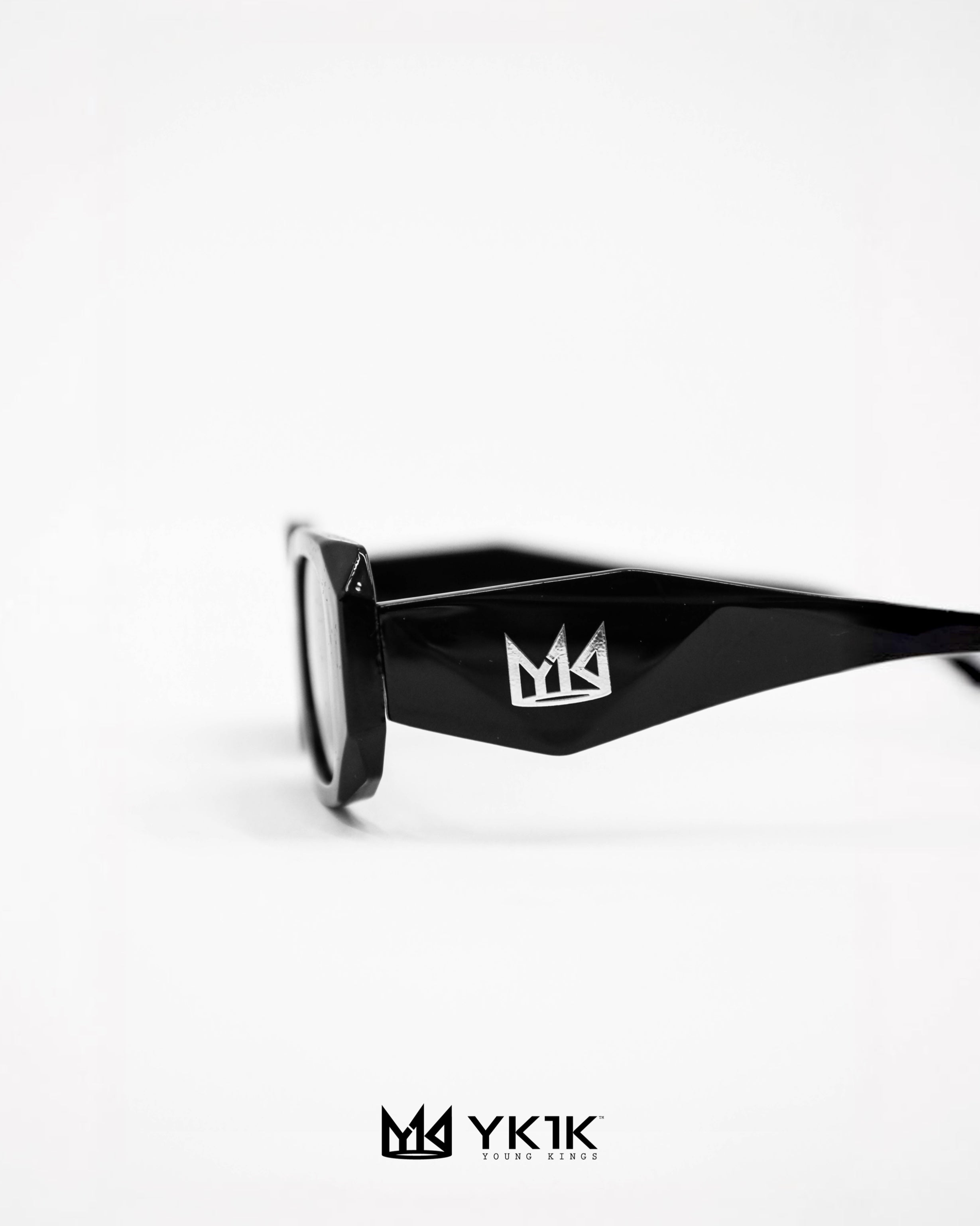 YK1K square-frame sunglasses 2026